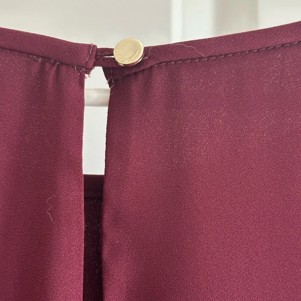 White House Black Market Blouse - Picture 4 of 8